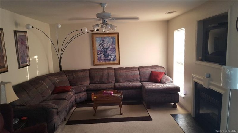 Property image 3 at 10127 Hawkeye Drive, Charlotte, NC 28273