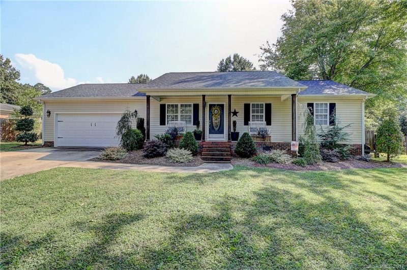 Property image 2 at 105 Johnson Lane, Cherryville, NC 28021