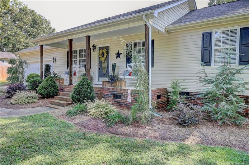 Property image 3 at 105 Johnson Lane, Cherryville, NC 28021