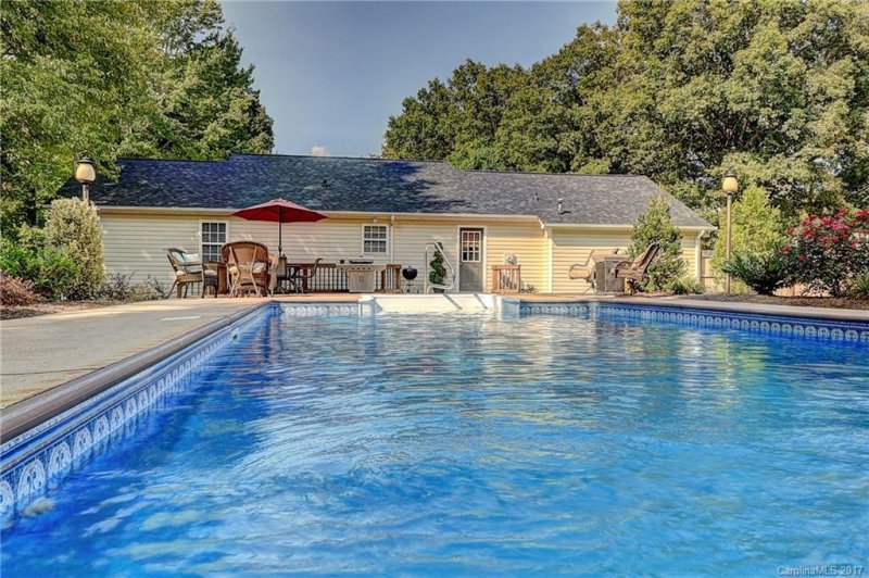 Property image 5 at 105 Johnson Lane, Cherryville, NC 28021