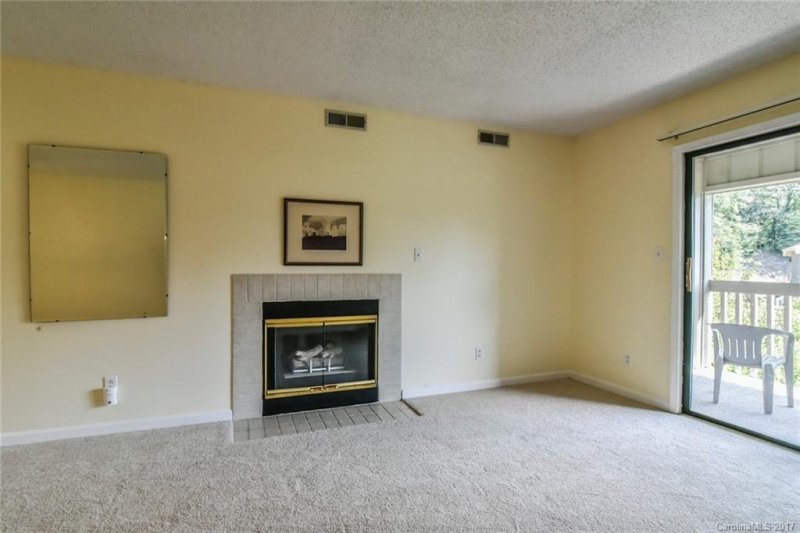 Property image 5 at 604 Abbey Circle, Asheville, NC 28805