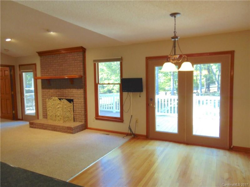 Property image 5 at 138 Roehm Landing, Denton, NC 27239