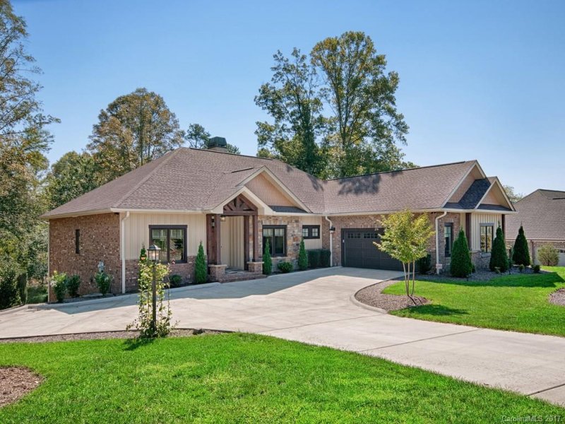 274 Majestic View Court