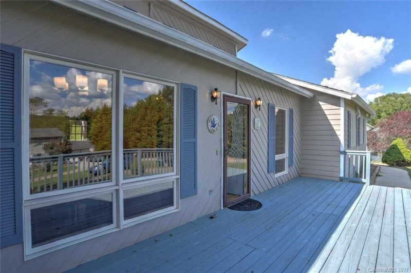 Property image 2 at 22 Pleasant Run, Asheville, NC 28806