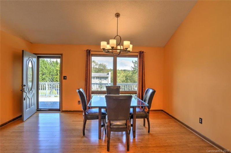 Property image 4 at 22 Pleasant Run, Asheville, NC 28806