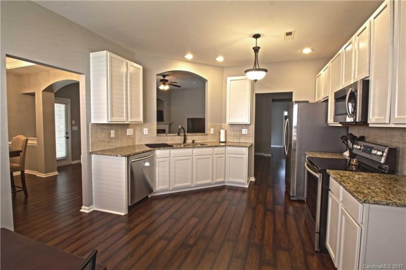 Property image 3 at 8402 Newfane Road, Charlotte, NC 28269