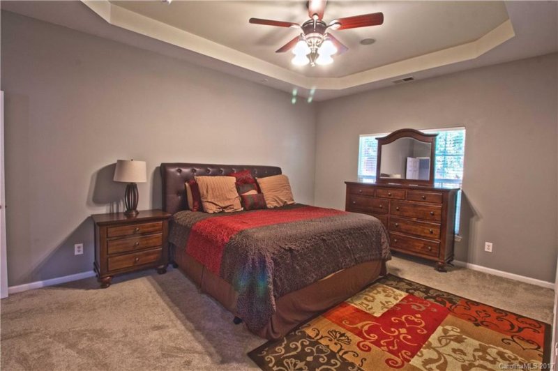 Property image 5 at 8402 Newfane Road, Charlotte, NC 28269