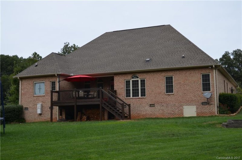 Property image 3 at 1211 Bugle Lane, Newton, NC 28658