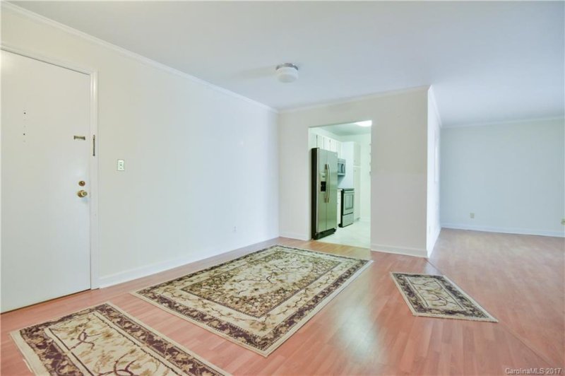 Property image 3 at 1323 Queens Road, Charlotte, NC 28207