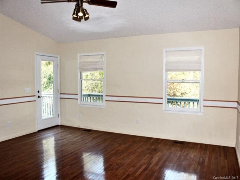 Property image 5 at 22 Supreme Drive, Sylva, NC 28779