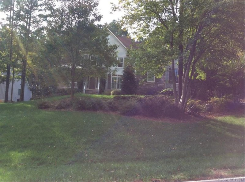 Property image 4 at 183 Kenway Loop, Mooresville, NC 28117