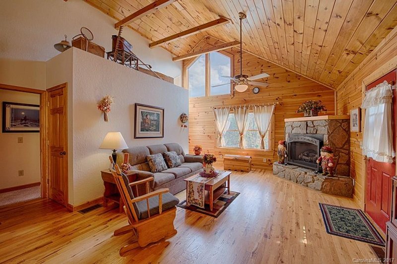 Property image 4 at 36 Cheyenne Court, Maggie Valley, NC 28751