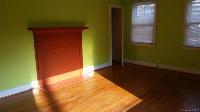 Property image 4 at 85 Fairfax Avenue, Asheville, NC 28806