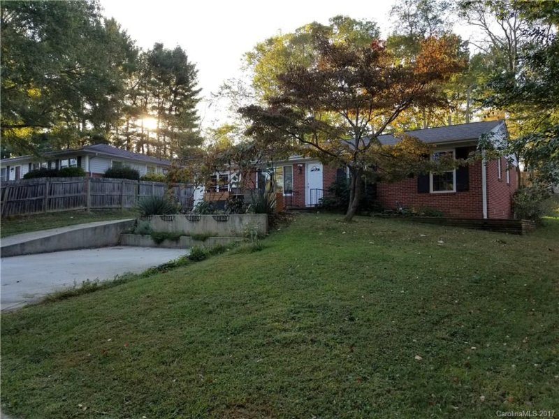 Property image 2 at 67 Skyview Terrace, Asheville, NC 28806