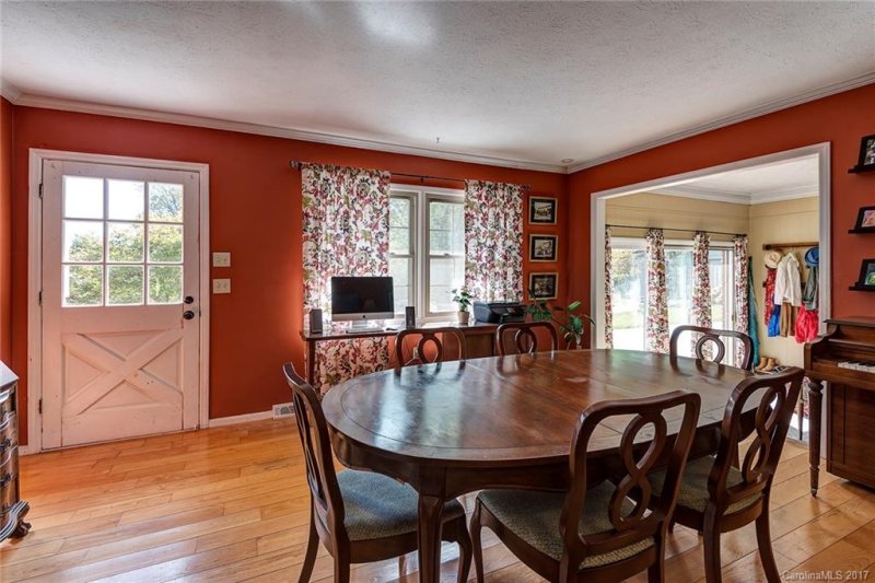 Property image 2 at 35 Clement Drive, Asheville, NC 28805