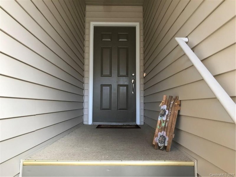 Property image 2 at 234 Wash Creek Drive, Hendersonville, NC 28739