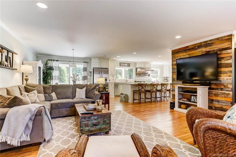 4358 Old Saybrook Court