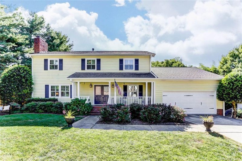 Property image 2 at 4358 Old Saybrook Court, Charlotte, NC 28211