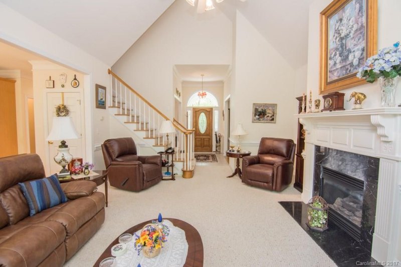 Property image 3 at 131 Eaglecrest Drive, Matthews, NC 28104