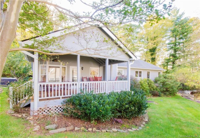 Property image 3 at 2 Llama Vista Court, Black Mountain, NC 28711