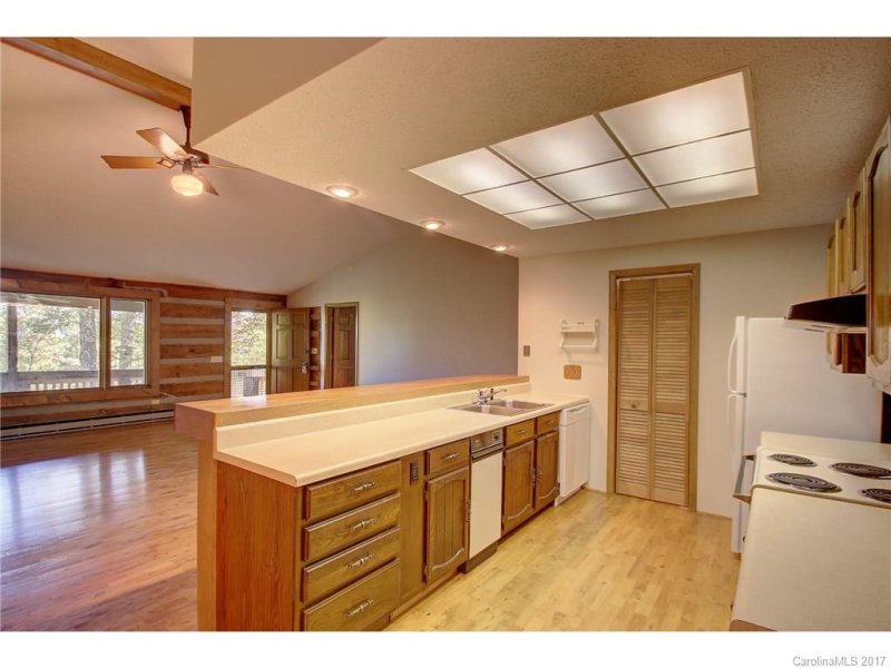 Property image 5 at 782 Setzer Cove Road, Maggie Valley, NC 28751