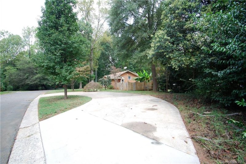 Property image 2 at 3929 Rockfern Road, Charlotte, NC 28217