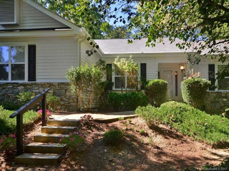 Property image 2 at 31 Tall Pines Road, Hendersonville, NC 28739