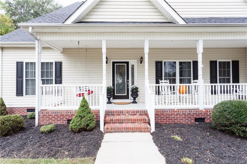 Property image 2 at 501 Pearl Place, York, SC 29745