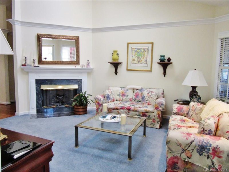 Property image 4 at 1007 Saddlebrook Drive, Hendersonville, NC 28739