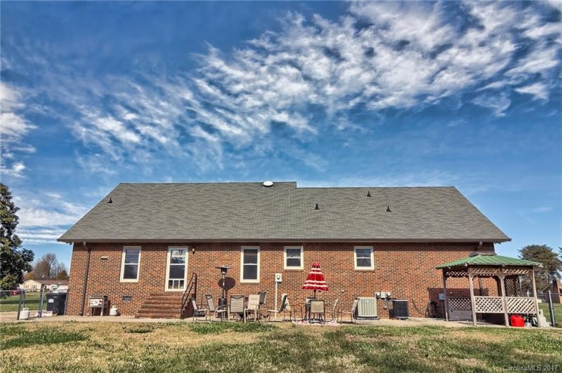 Property image 3 at 1425 Fieldcrest Drive, Salisbury, NC 28146