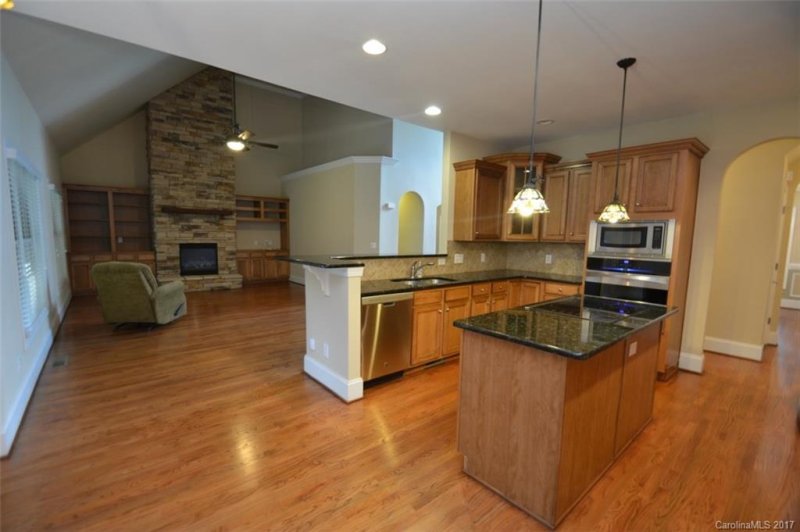 Property image 5 at 258 Riverwood Road, Mooresville, NC 28117