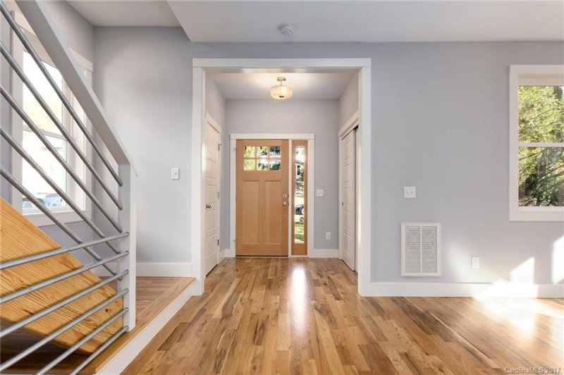 Property image 2 at 52 Maney Avenue, Asheville, NC 28804