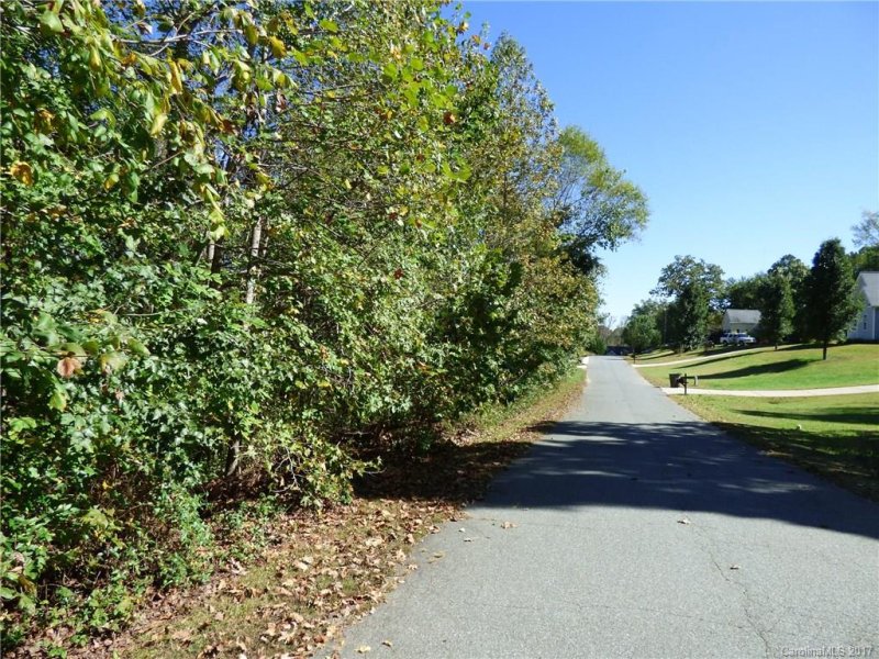 Property image 3 at 131 Wood Acre Drive, Mooresville, NC 28115