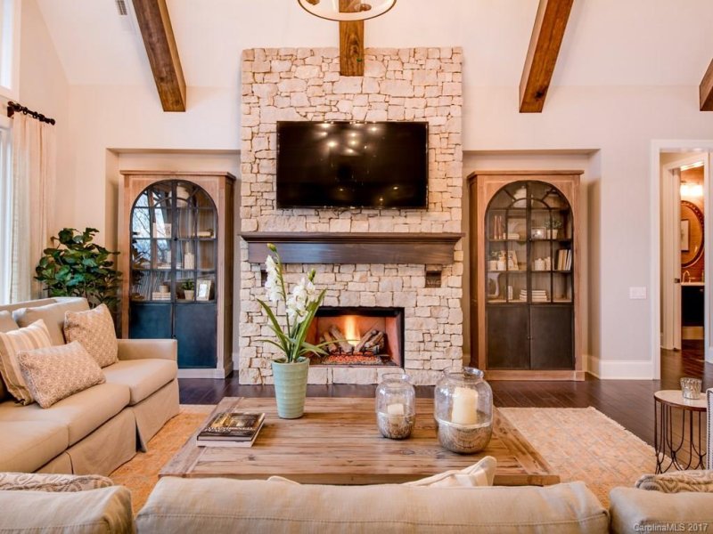 Property image 2 at 102 Old Forest Drive, Asheville, NC 28803