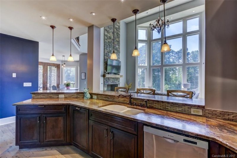 Property image 4 at 556 Big Indian Loop, Mooresville, NC 28117