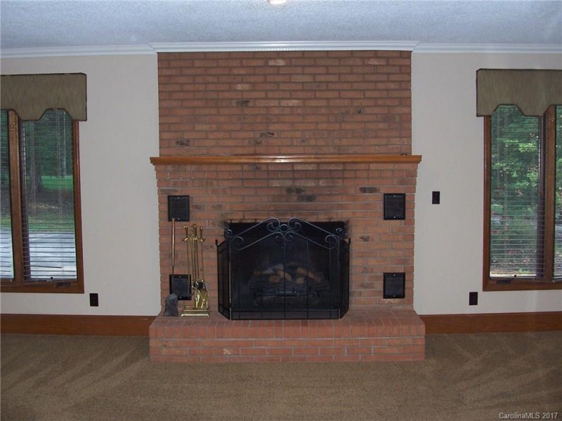 Property image 5 at 318 Belwood Drive, Belmont, NC 28012