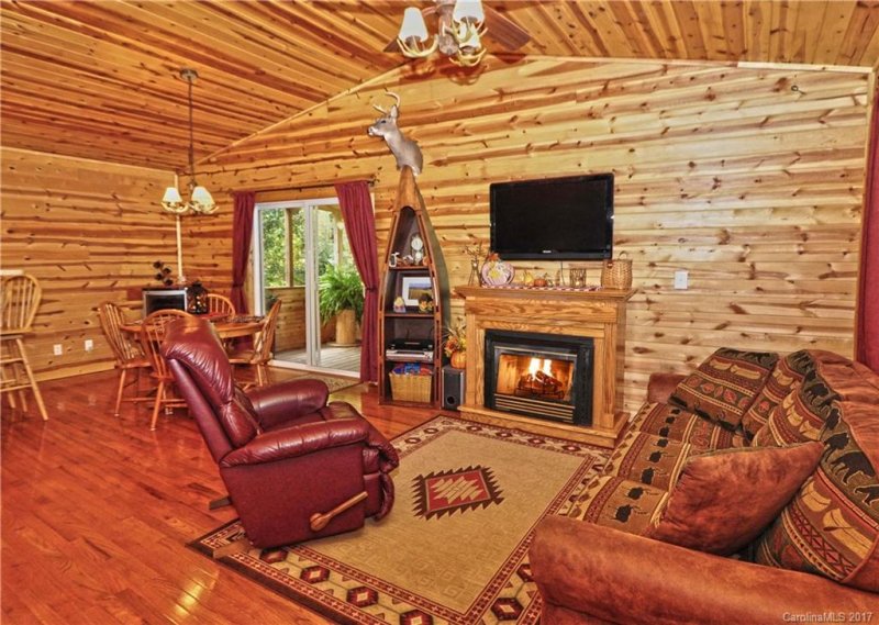 Property image 4 at 306 Staghorn Drive, Hot Springs, NC 28743