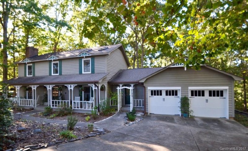 2817 Cedar Trail Lane