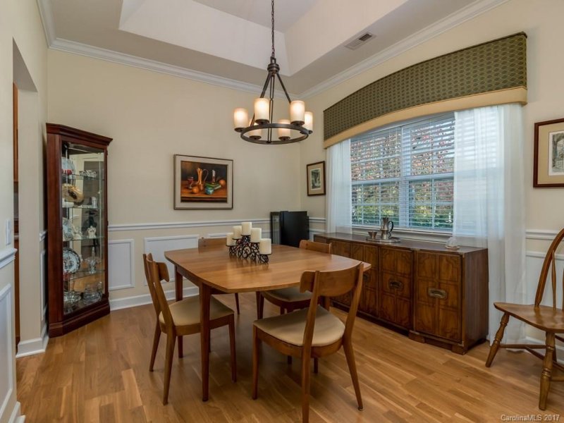 Property image 2 at 106 Victoria Park Drive, Hendersonville, NC 28792