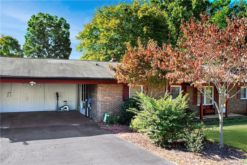 Property image 3 at 116 Greendale Drive, Mount Holly, NC 28120