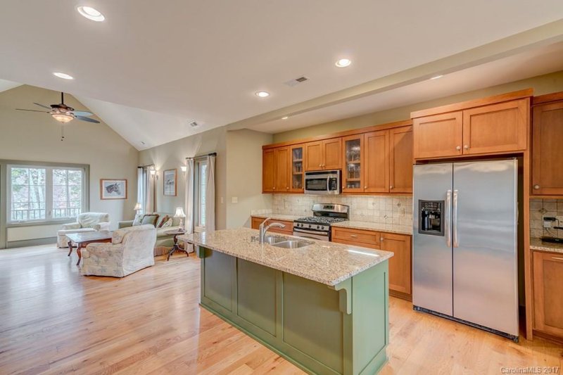 Property image 3 at 145 Hollymoorside Drive, Columbus, NC 28722