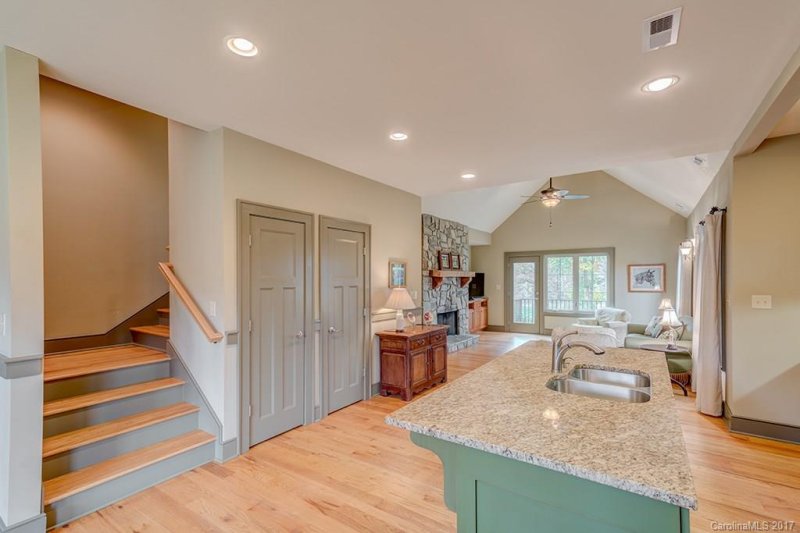 Property image 5 at 145 Hollymoorside Drive, Columbus, NC 28722