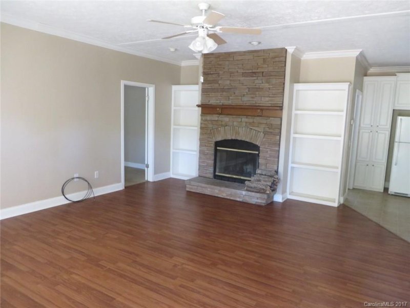 Property image 2 at 2873 Sweeping Pine Drive, Denver, NC 28037