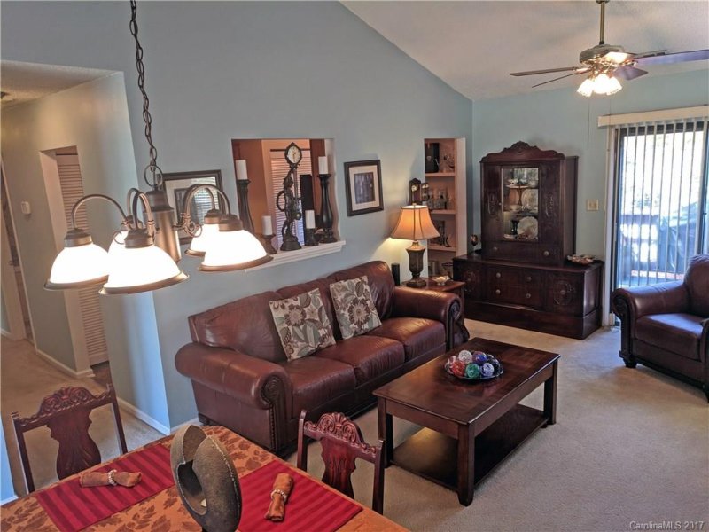 Property image 5 at 2916 Overlook Trail, Charlotte, NC 28212