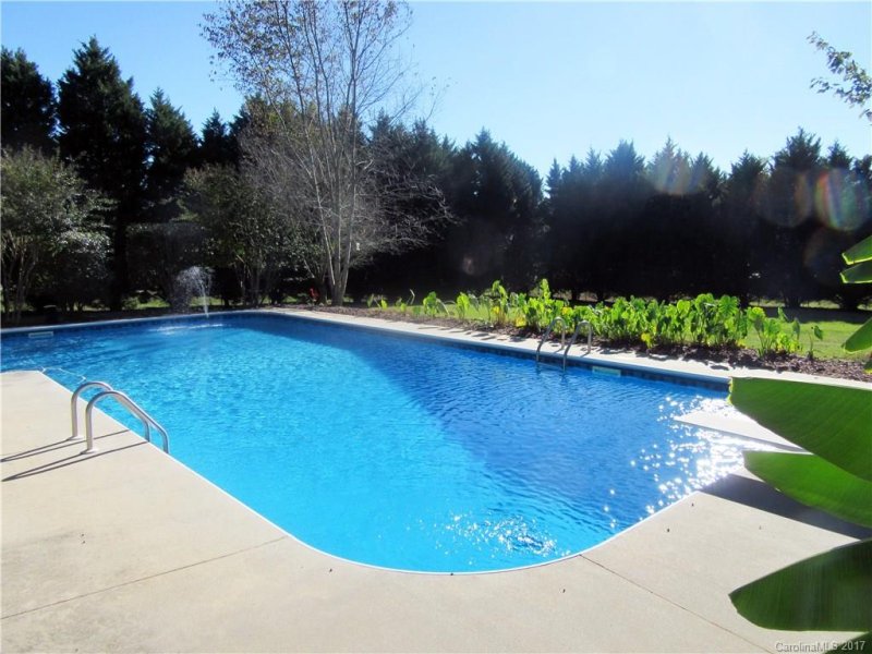 Property image 3 at 978 Oxford Drive, Rock Hill, SC 29732