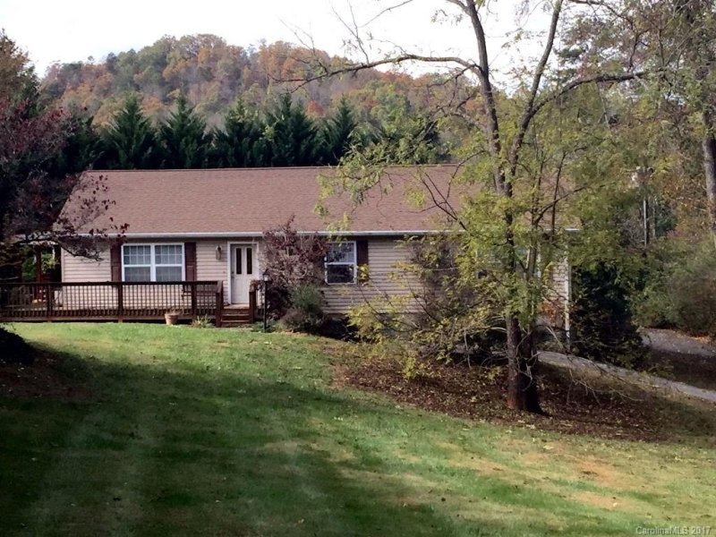 215 Rolling Green Drive