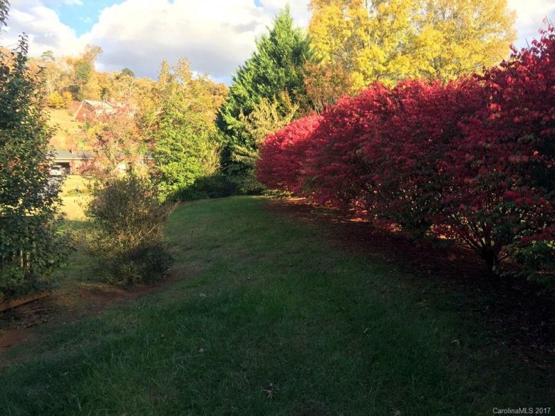 Property image 4 at 215 Rolling Green Drive, Sylva, NC 28779