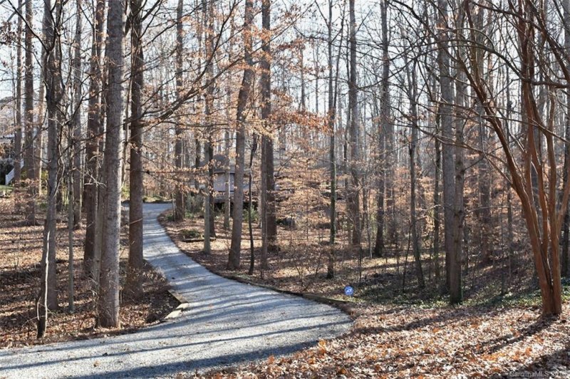 Property image 4 at 4712 Mountain Point Lane, Charlotte, NC 28216