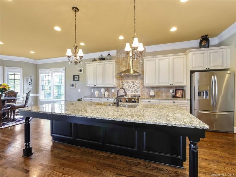 Property image 5 at 6006 Caliterra Drive, Matthews, NC 28104