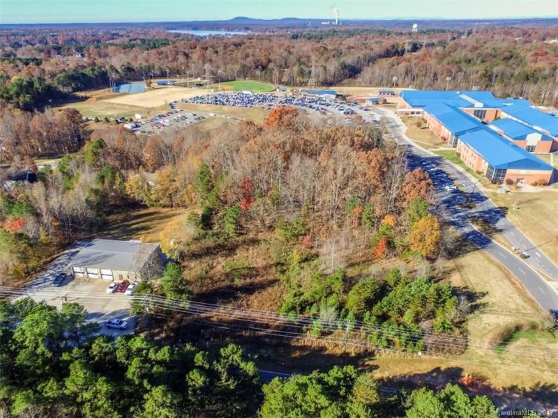 Property image 2 at 200 Doolie Road, Mooresville, NC 28117